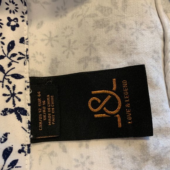 Love & Legend White/Navy print Jean Jacket, Size 12 - Picture 4 of 4